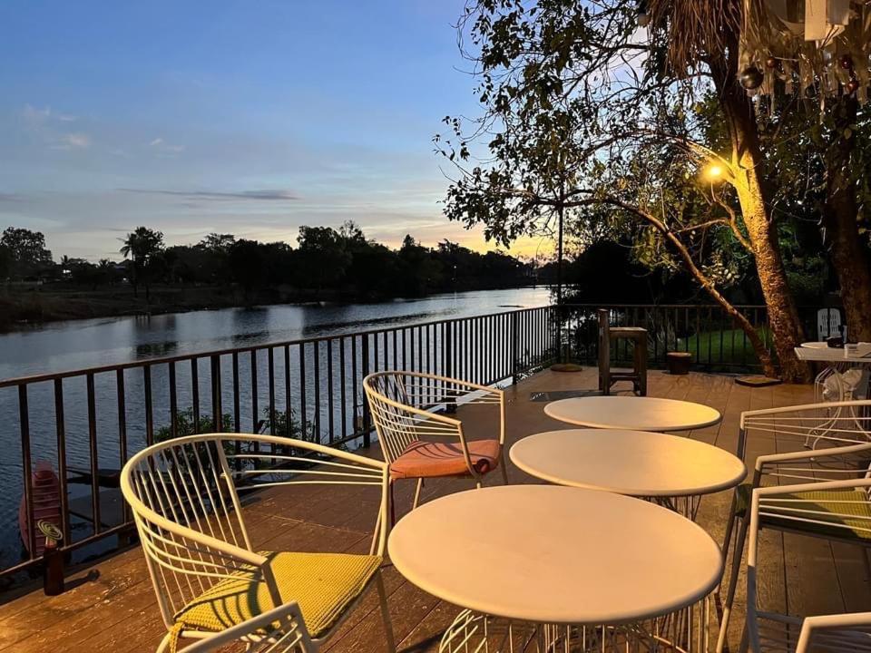 Morocco Blue Cafe By Chilong River Farm Resort Muang Kosum Exterior foto