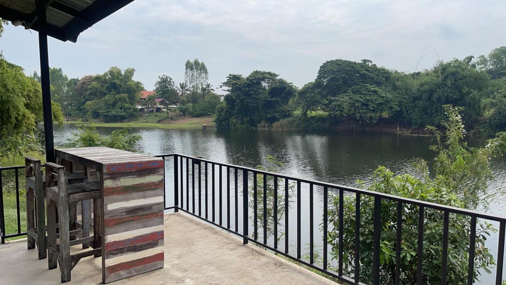 Morocco Blue Cafe By Chilong River Farm Resort Muang Kosum Exterior foto